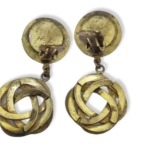 MIRIAM HASKELL 1980s GOLDTONED SPIRAL DESIGN & ORNATE KNOT DROP CLIP ON EARRINGS - Picture 5 of 7